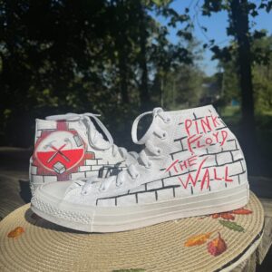 Pink Floyd's the Wall converse