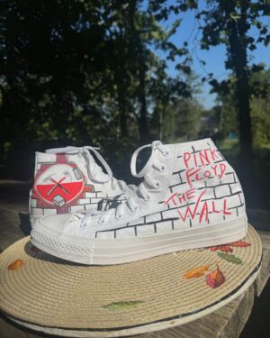 Pink Floyd's the Wall converse